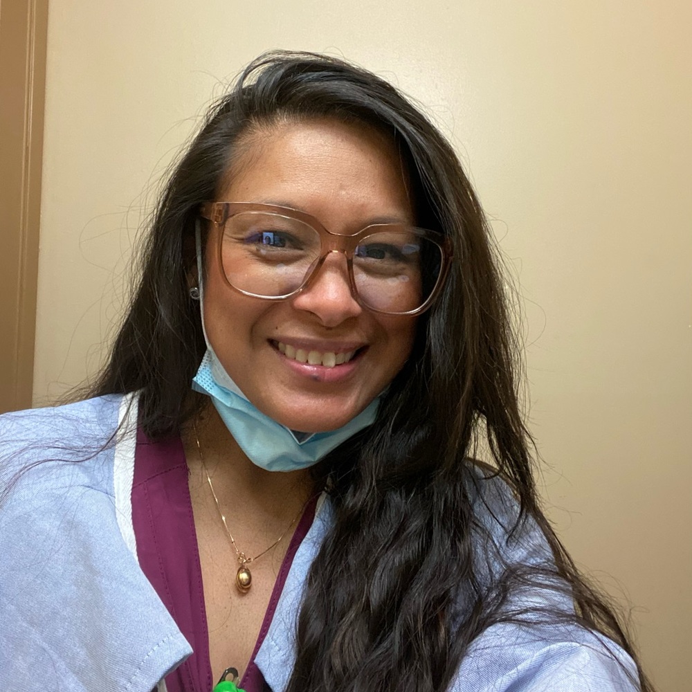 Meet your Posher, Desiree